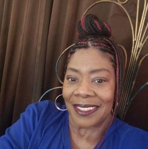 Meet your Posher, Joyce